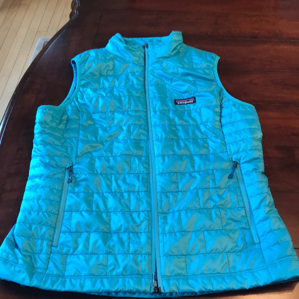 Patagonia woman vest size L